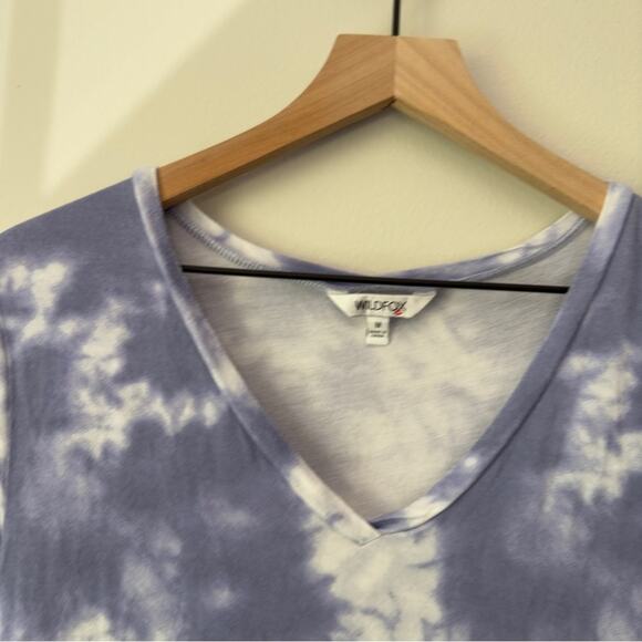 Wildfox Short Sleeve V-Neck Tee Cloud Sky Tie Dye Print  T-Shirt EUC Size Medium - Picture 4 of 7